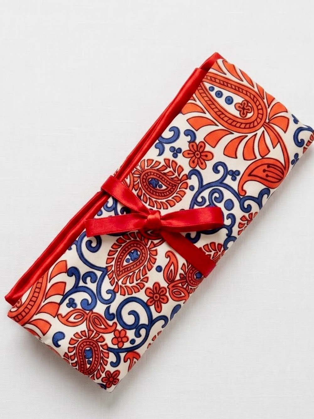 Vintage Andre Richard Satin Jewelry Travel Roll – 1960s Mod Red – 8 Pouches